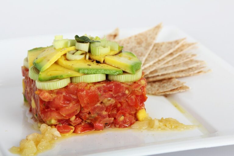 Abacate com tomates