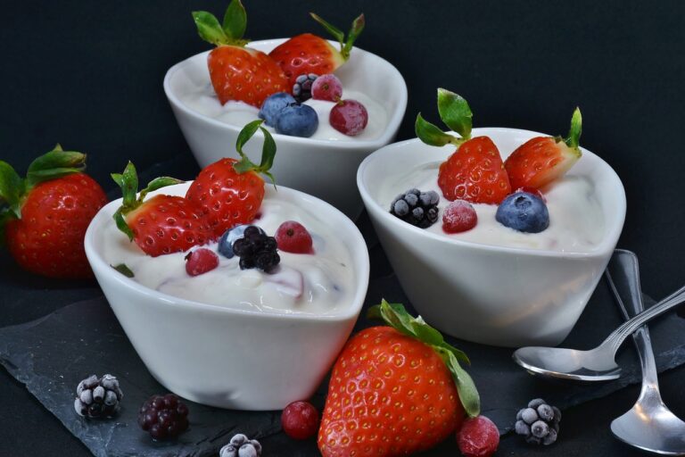 Iorgute com frutas vermelhas